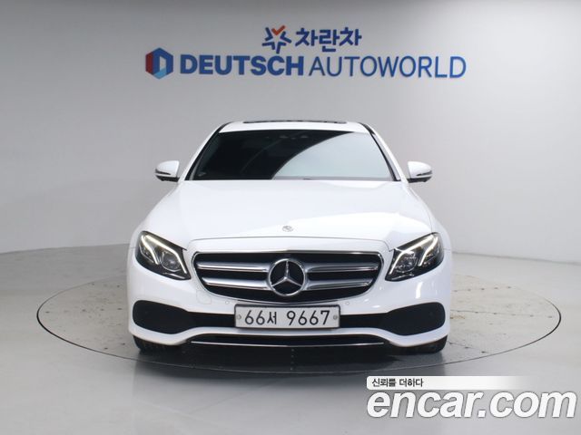 Mercedes-Benz E-Class (W213) E300 4MATIC Avnatgarde 2019 — фото 3