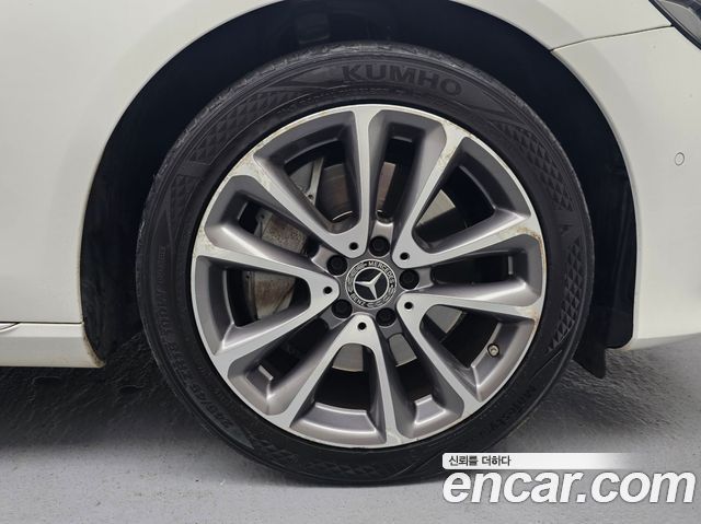 Mercedes-Benz E-Class (W213) E300 4MATIC Avnatgarde 2019 — фото 5