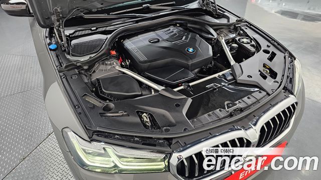 BMW 5 Series (G30) 520i Luxury 2022 — фото 6