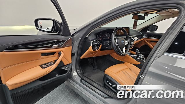 BMW 5 Series (G30) 520i Luxury 2022 — фото 10