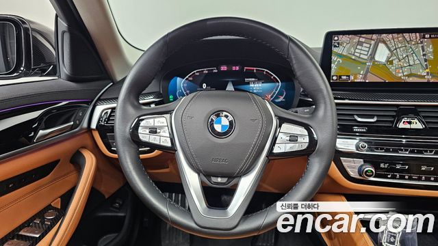 BMW 5 Series (G30) 520i Luxury 2022 — фото 13