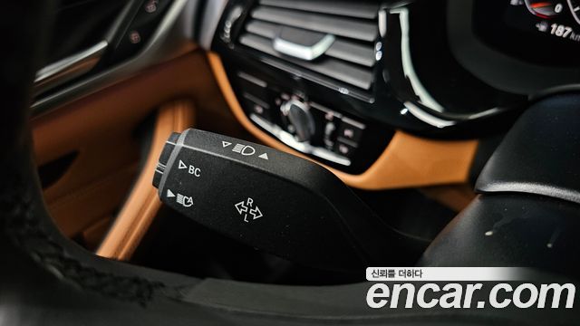 BMW 5 Series (G30) 520i Luxury 2022 — фото 36