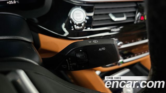BMW 5 Series (G30) 520i Luxury 2022 — фото 37