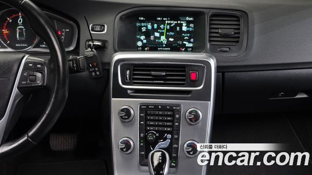 Volvo S60 D3 2nd 2017 — фото 14