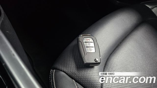 KG Mobility (SsangYong) Torres Gasoline 1.5 2WD T5 2023 — фото 16