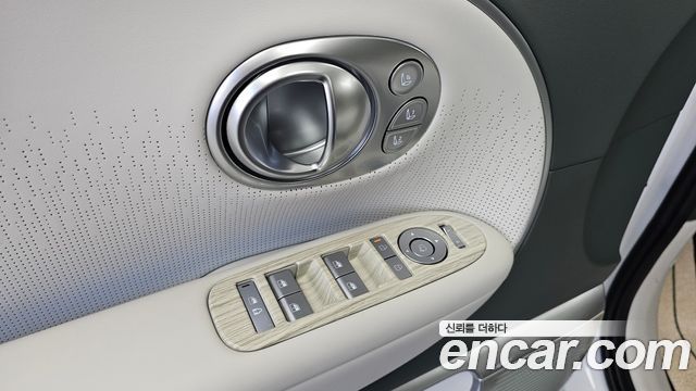 Hyundai Ioniq 9 Performance Type AWD 6-Seater Calligraphy 2026 — фото 41
