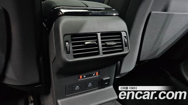 Land Rover Range Rover Velar 2.0 P250 Dynamic SE 2026 — фото 19