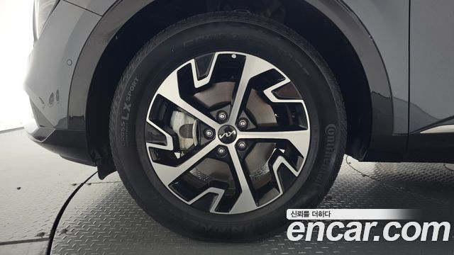 Kia Sportage Hybrid (V) Signature 4WD 2024 — фото 5