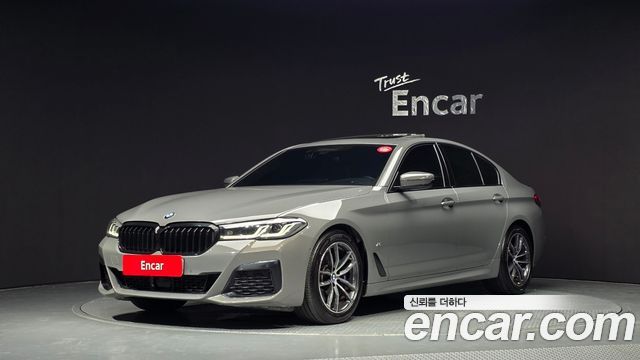 BMW 5 Series (G30) 520i M Sport 2022 — фото 1