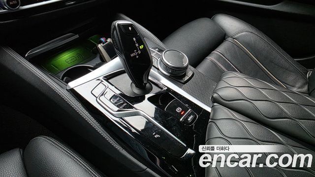 BMW 5 Series (G30) 520i M Sport 2022 — фото 9