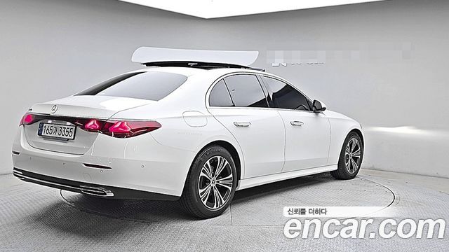 Mercedes-Benz E-Class (W214) E200 Avantgarde 2024 — фото 4