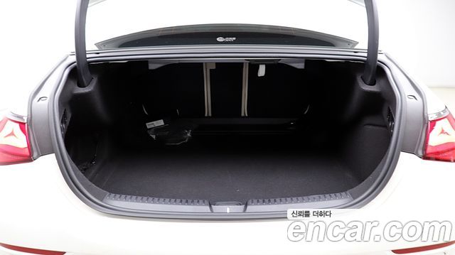 Mercedes-Benz E-Class (W214) E200 Avantgarde 2024 — фото 8