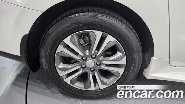 Kia Carnival 11-Seater Deluxe 2019 — фото 5