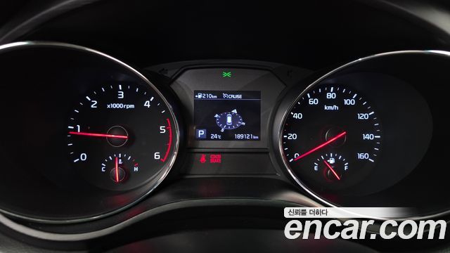 Kia Carnival 11-Seater Deluxe 2019 — фото 8