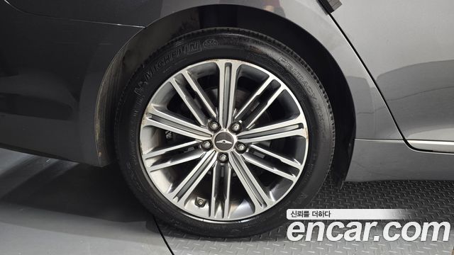 Genesis G80 3.3 GDI AWD Luxury 2018 — фото 5