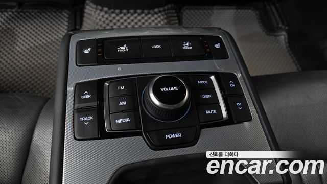Genesis G80 3.3 GDI AWD Luxury 2018 — фото 12