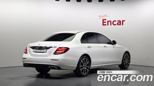Mercedes-Benz E-Class (W213) E250 Avantgarde 2020 — фото 2
