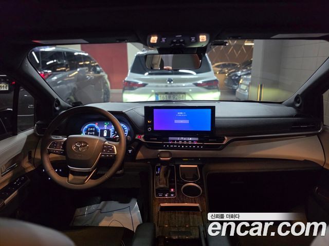 Toyota Sienna (IV) 2.5 Hybrid AWD 2025 — фото 7