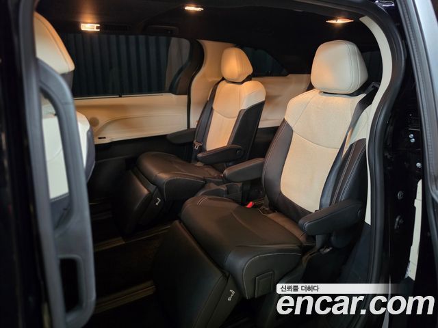 Toyota Sienna (IV) 2.5 Hybrid AWD 2025 — фото 15