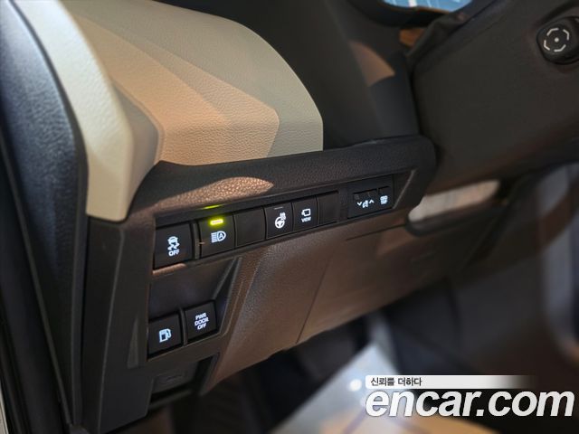 Toyota Sienna (IV) 2.5 Hybrid AWD 2025 — фото 17