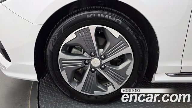 Hyundai Sonata New Rise Hybrid Premium 2019 — фото 5