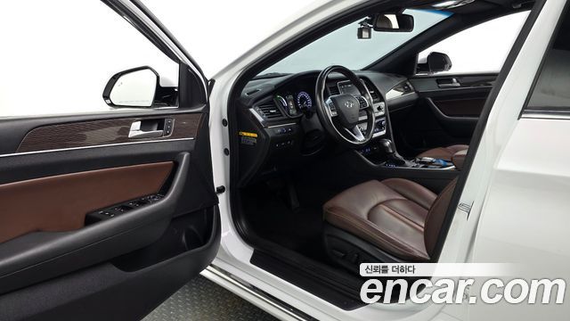 Hyundai Sonata New Rise Hybrid Premium 2019 — фото 10