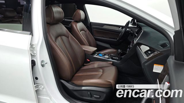 Hyundai Sonata New Rise Hybrid Premium 2019 — фото 11