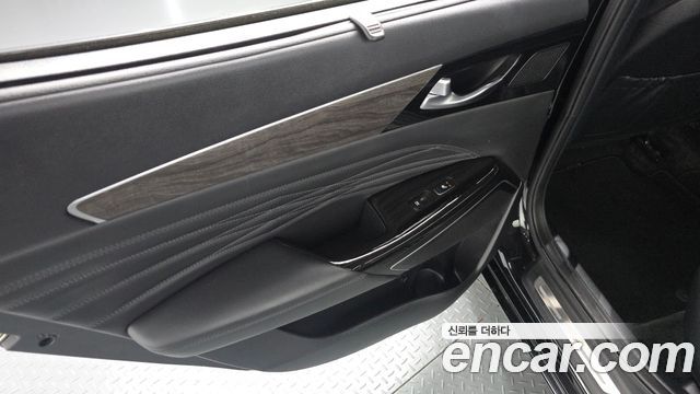 Kia K7 Premier Hybrid Signature 2020 — фото 24