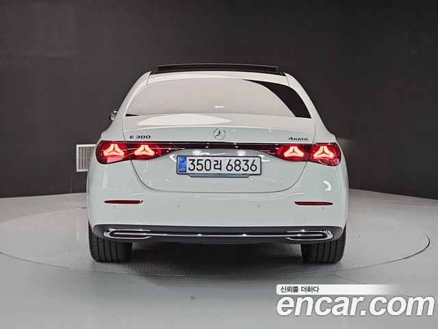 Mercedes-Benz E-Class (W214) E300 4MATIC Exclusive 2025 — фото 3