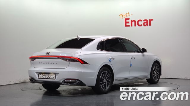 Hyundai Grandeur (IG) 3.0 LPi (Taxi) Deluxe 2020 — фото 2