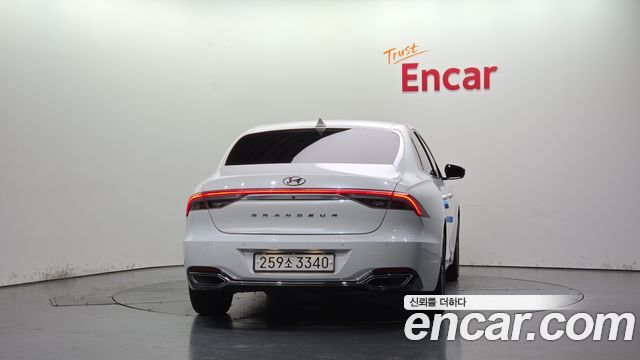 Hyundai Grandeur (IG) 3.0 LPi (Taxi) Deluxe 2020 — фото 4