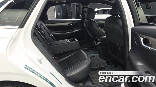 Hyundai Grandeur (IG) 3.0 LPi (Taxi) Deluxe 2020 — фото 11