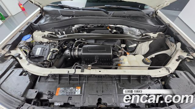 Ford Explorer (VI) 2.3 LimIted 4WD 2020 — фото 6