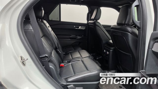 Ford Explorer (VI) 2.3 LimIted 4WD 2020 — фото 11