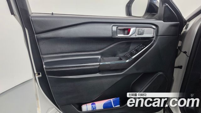 Ford Explorer (VI) 2.3 LimIted 4WD 2020 — фото 24