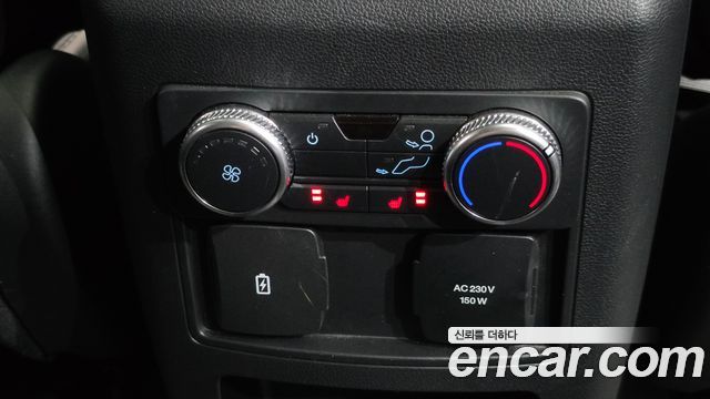 Ford Explorer (VI) 2.3 LimIted 4WD 2020 — фото 31