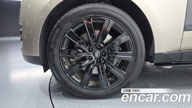 Land Rover Range Rover (V) P530 Autobiography Long Wheel Base 2023 — фото 5