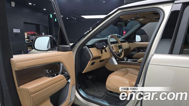 Land Rover Range Rover (V) P530 Autobiography Long Wheel Base 2023 — фото 10