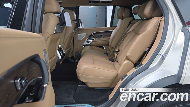 Land Rover Range Rover (V) P530 Autobiography Long Wheel Base 2023 — фото 11