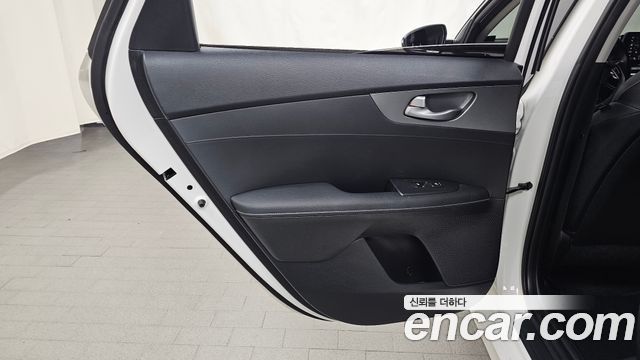 Kia K3 Prestige 2020 — фото 25