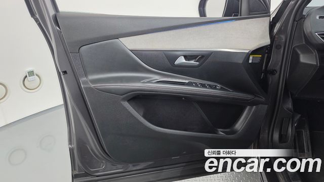 Peugeot 5008 (II) 1.5 BlueHDi GT 2021 — фото 24