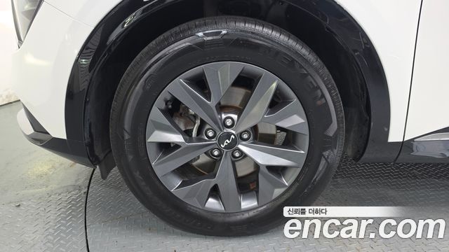 Kia Sportage (V) Gasoline 1.6 Turbo 2WD Signature 2022 — фото 5
