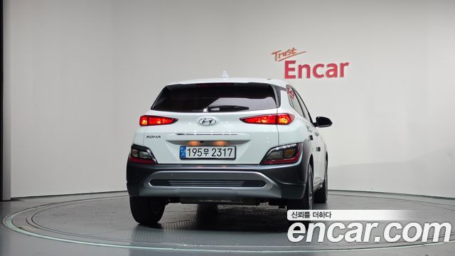 Hyundai Kona Gasoline 2.0 2WD Modern 2023 — фото 4