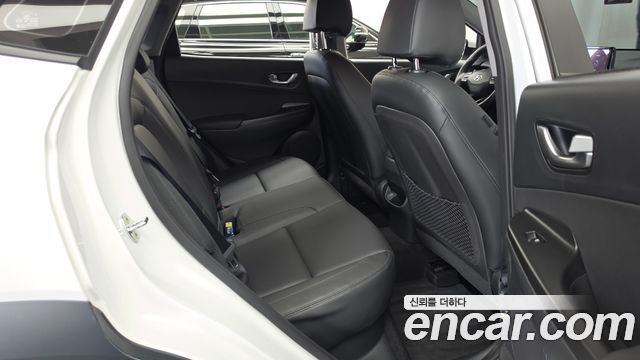 Hyundai Kona Gasoline 2.0 2WD Modern 2023 — фото 12