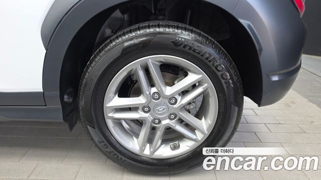 Hyundai Kona Gasoline 2.0 2WD Modern 2023 — фото 21