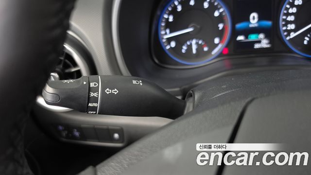 Hyundai Kona Gasoline 2.0 2WD Modern 2023 — фото 29