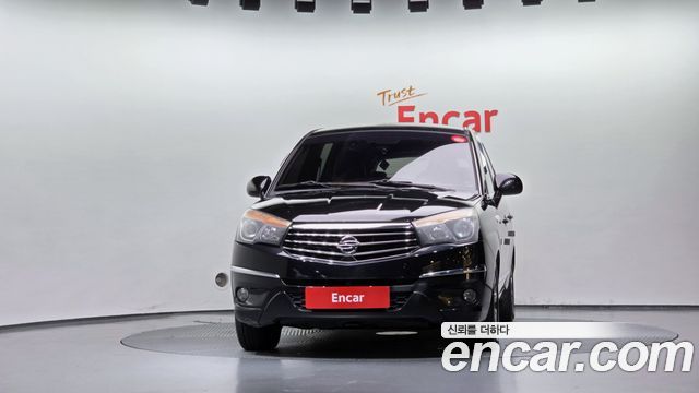 KG Mobility (SsangYong) Korando Turismo 4WD TX 11-seater 2016 — фото 3