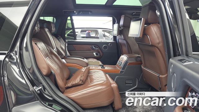 Land Rover Range Rover (IV) 5.0 SC SV AB LWB 2021 — фото 16