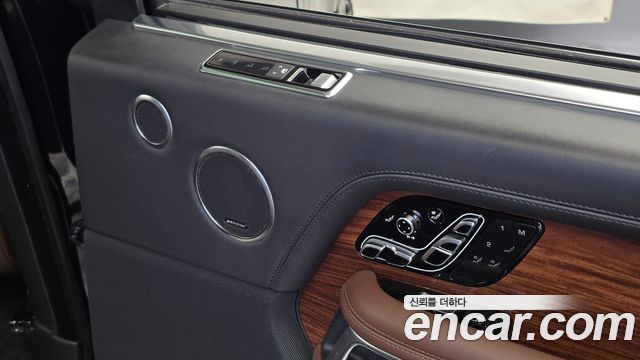 Land Rover Range Rover (IV) 5.0 SC SV AB LWB 2021 — фото 40