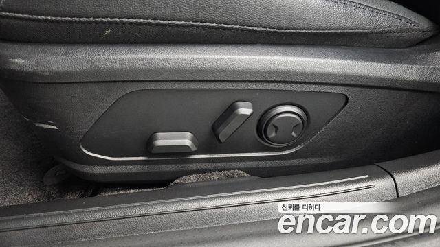 Hyundai Grandeur Hybrid (GN7) Premium 2023 — фото 29